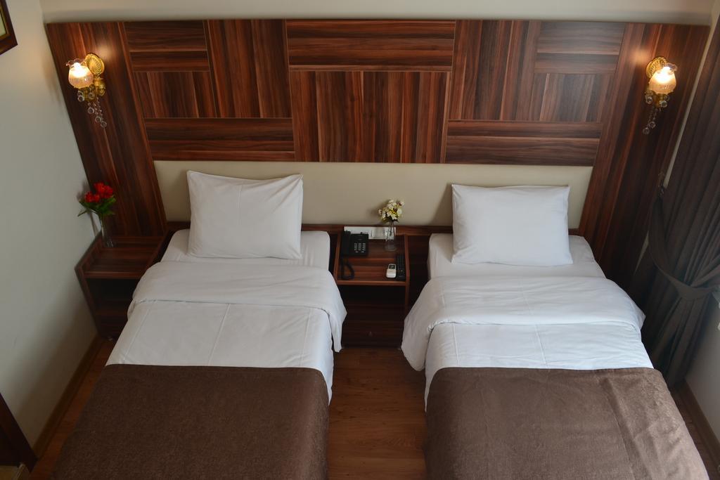 New Fatih Hotel Κωνσταντινούπολη Δωμάτιο φωτογραφία